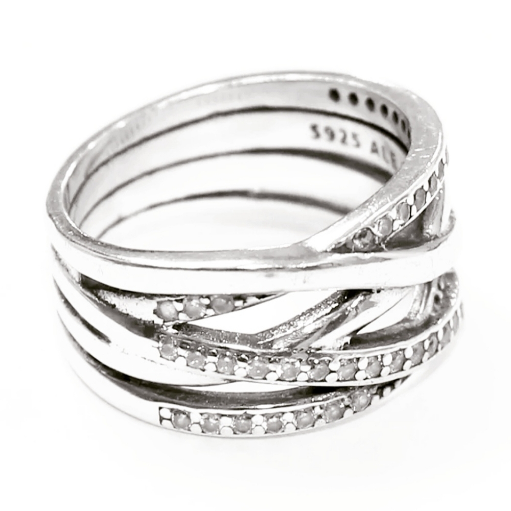 BRAND NEW Pandora ring " Sparkling published lines " size 7 - Picture 2 of 15